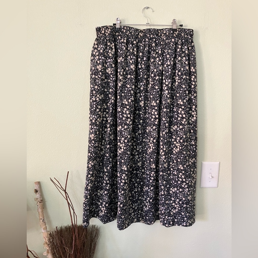 J. Crew 100% silk Floral green charcoal midi skirt
